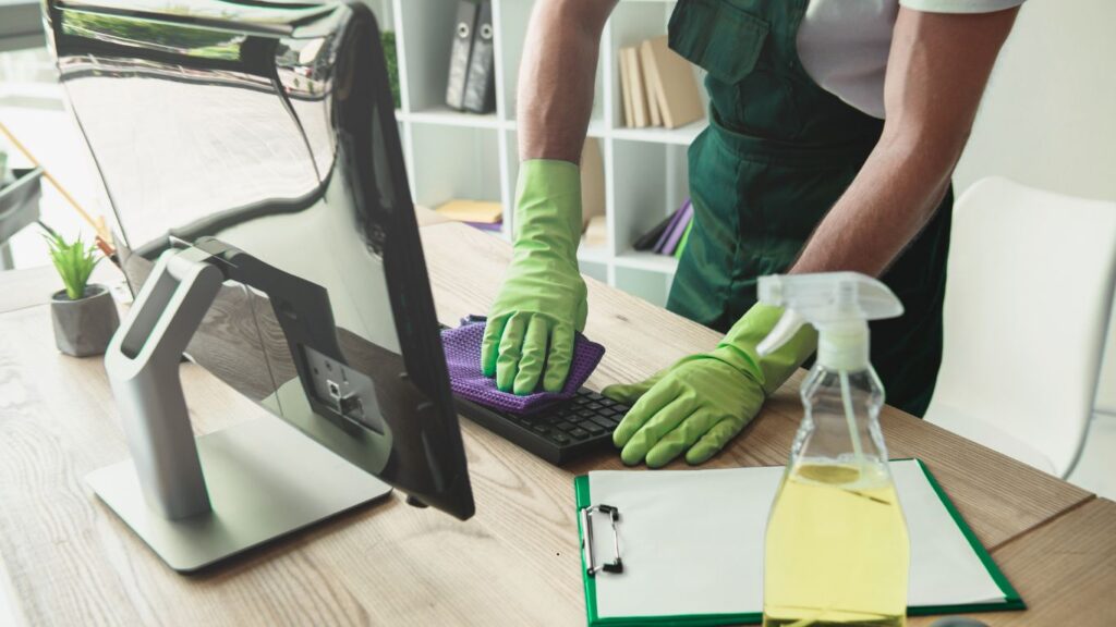 Office Cleaning Service in Abu Dhabi We provide daily cleaning services comprising janitorial, sanitary, pantry/kitchen cleaning, floor care, dusting, glass, and touch point sanitization, depending on the client.