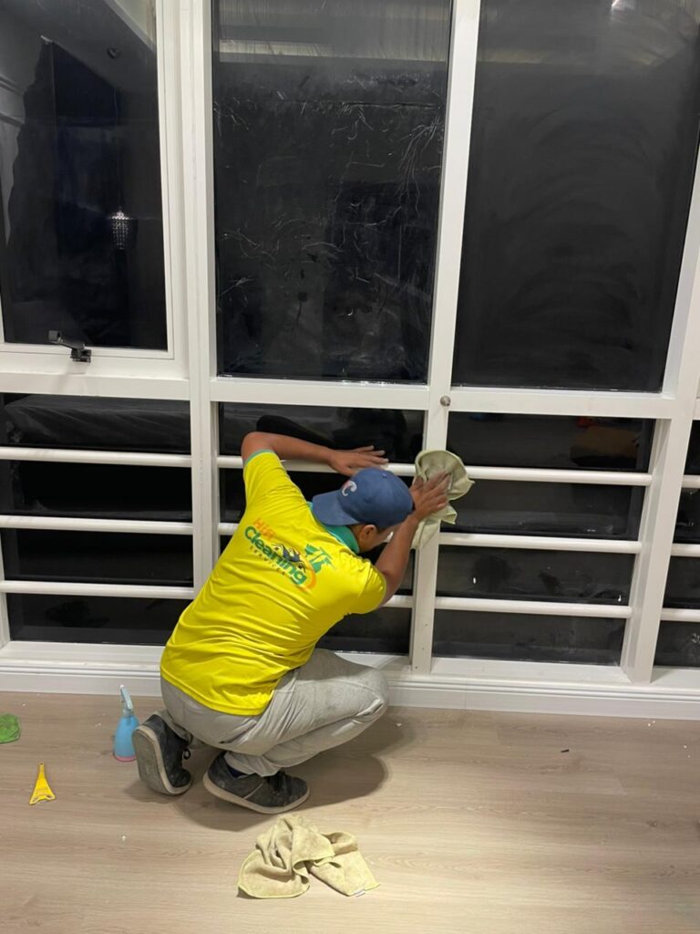 Professional Office Cleaning Services Abu Dhabi gives customized cleaning programs aimed at the business entity from desk sanitation to carpet deep cleaning to disinfecting of restrooms and washing of windows.