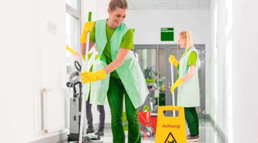 Commercial cleaning services in Abu Dhabi