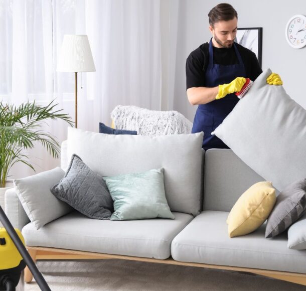 Sofa cleaning service
