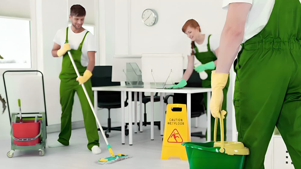 Team performing villas professional cleaning service using eco-friendly tools and equipment.