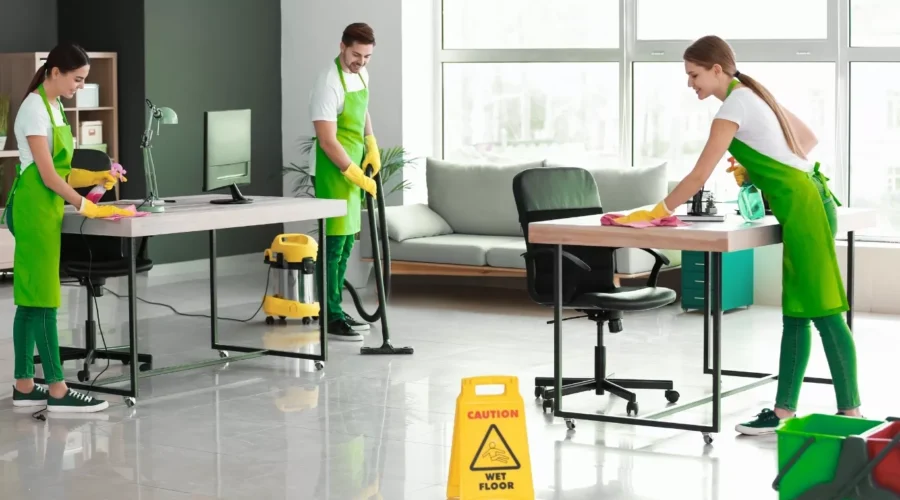 Professional office cleaning company in Jubail Island workspace